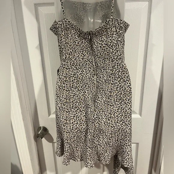 Abercrombie and Fitch Leopard Print Sleeveless Dress - Picture 7 of 7
